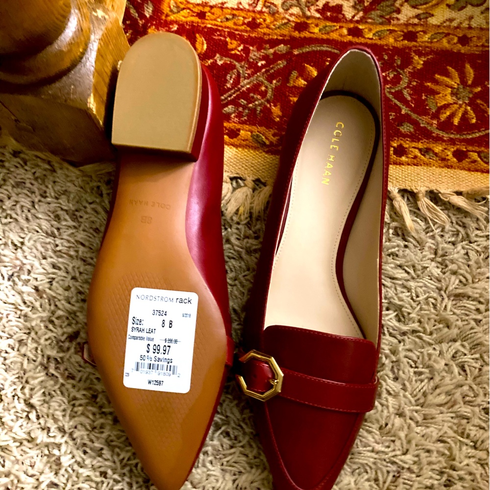 NWT cole haan flat. Nice red color. I also have in black